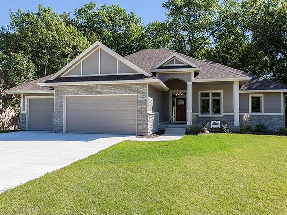 2nd image of 8409 Lakeland Dr