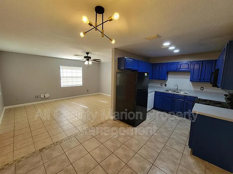 710 NE 26th St — Photo 4