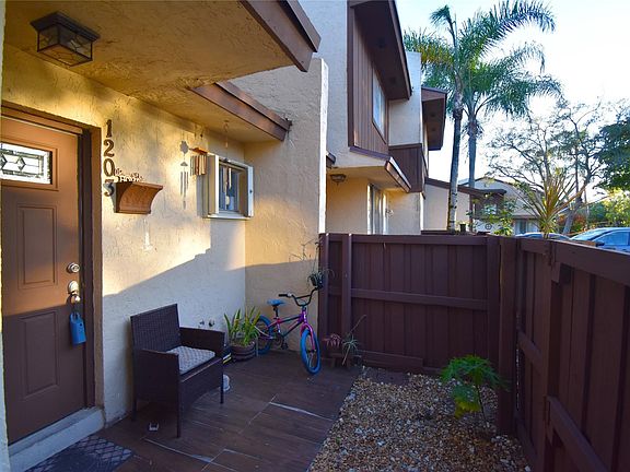 3rd image of 1203 Hampton Boulevard