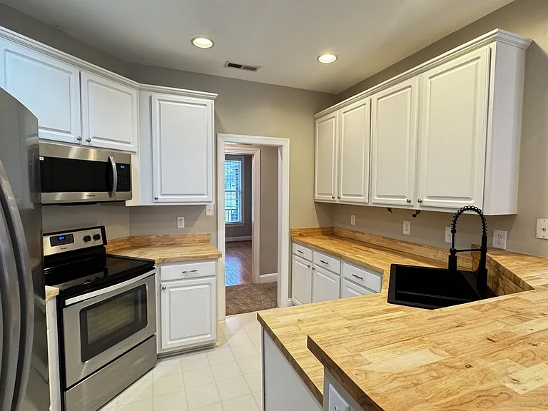441 Candlewood Dr — Photo 7
