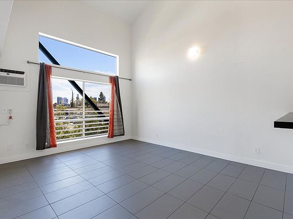 2nd image of 2730 W Temple St #207