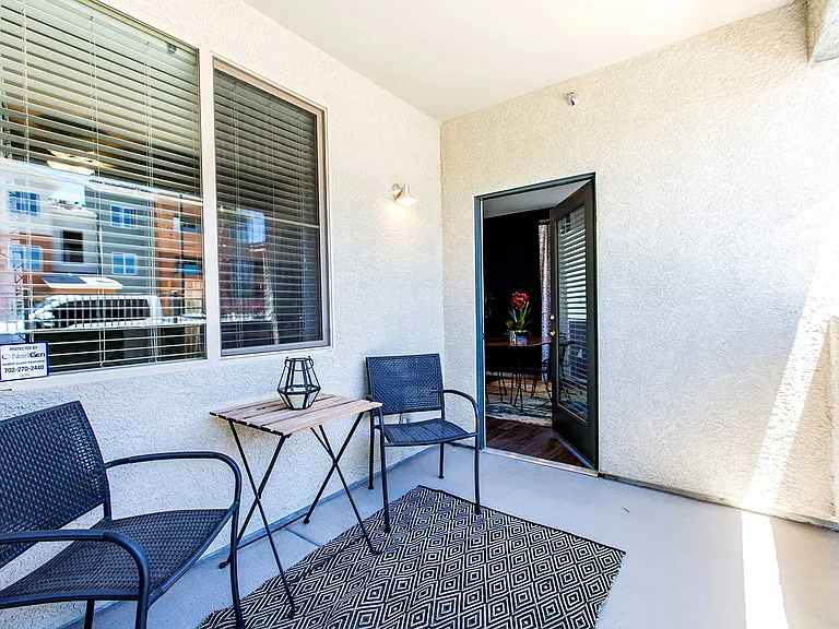 SOLANA APARTMENT HOMES — Photo 9
