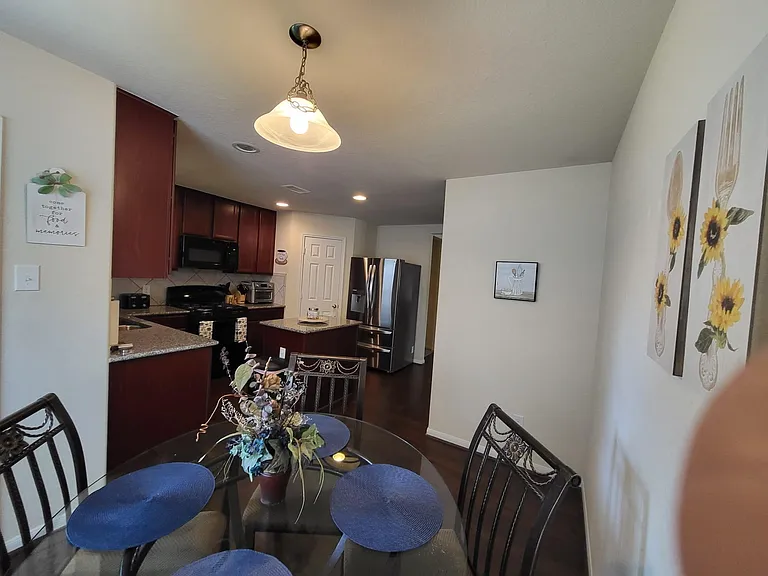 10739 Chestnut Path Way — Photo 18