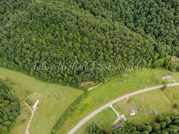14200 Cranston Rd, Morehead, KY 40351