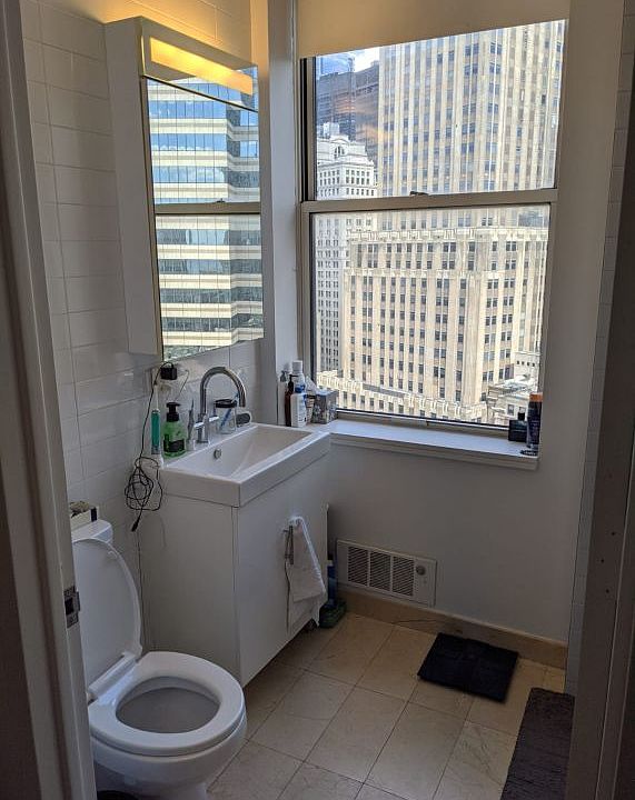 1st image of 20 Exchange Pl APT 3407