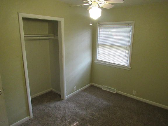 5th image of 2420 Rebecca Ln