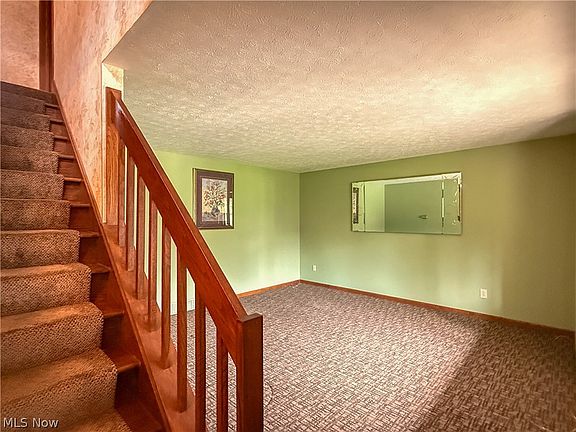 4th image of 3377 Ridgewood Rd