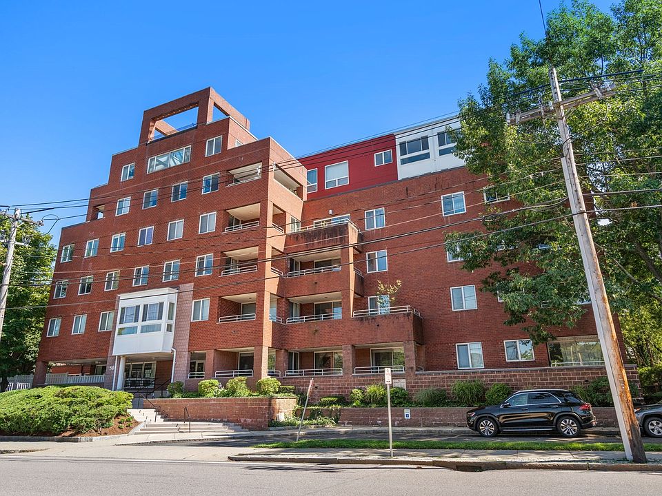 1st image of 50 Watertown St APT 402