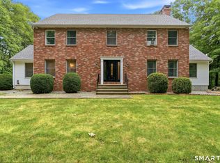17 Eska Drive, Ledyard, CT 06339
