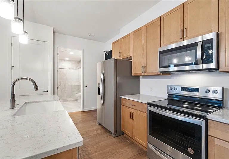 2635 Penn Ave #304 — Photo 5
