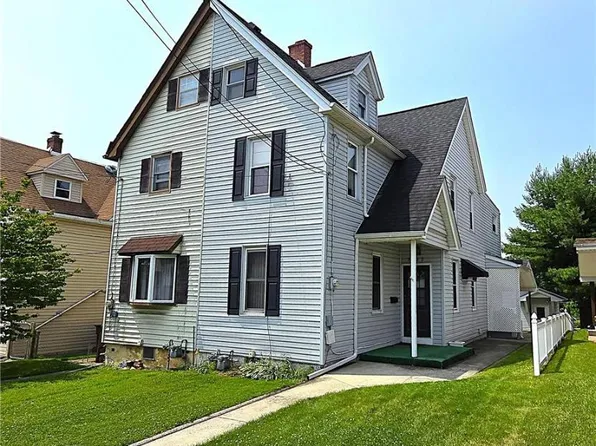 3122 S 5th Ave, Whitehall, PA 18052