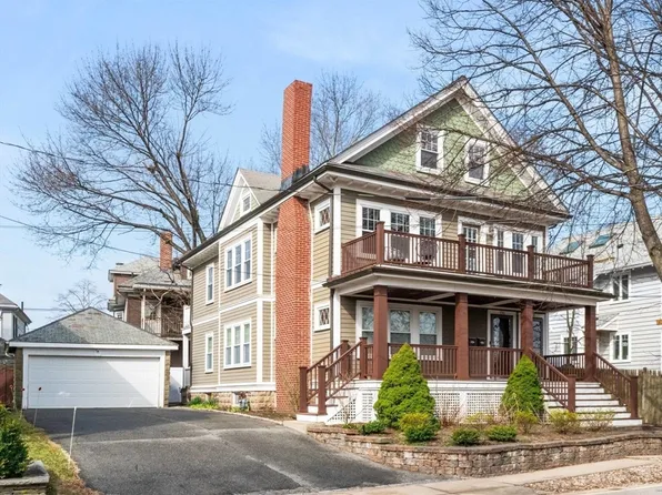 132 Oakley Rd Unit 132, Belmont, MA 02478