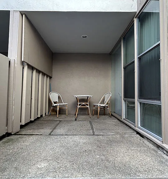 833 Moraga Dr #6 — Photo 15