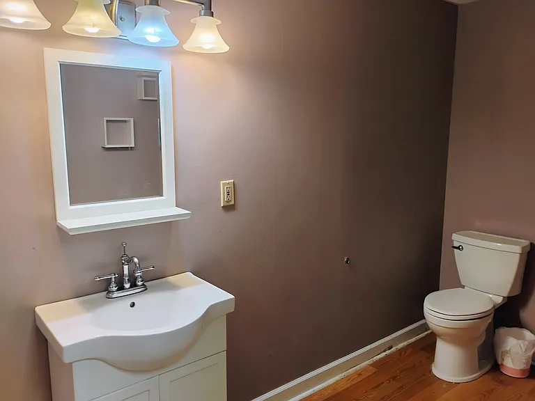 6410 Normandy Dr — Photo 4