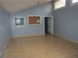 4th image of 11 Maybelle St