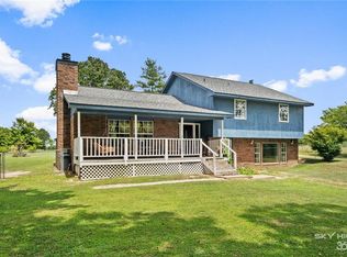 14400 Mariano Rd, Bentonville, AR 72712