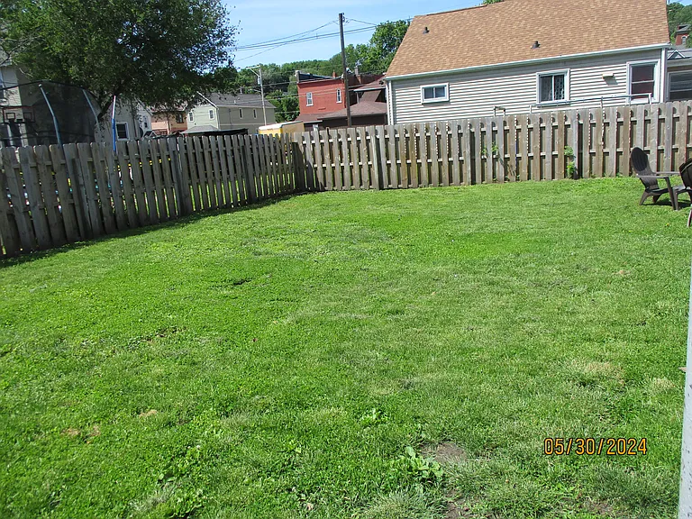 2515 Jackson St — Photo 14