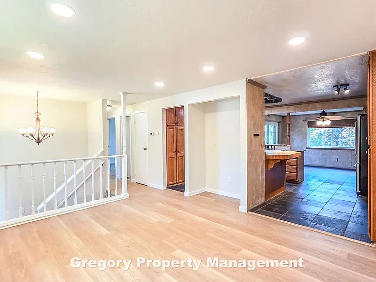 622 204th St SE — Photo 6