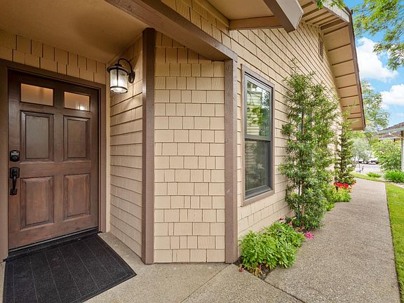 4th image of 1929 Vintner Court