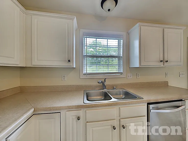 2014 Trenton Dr — Photo 6