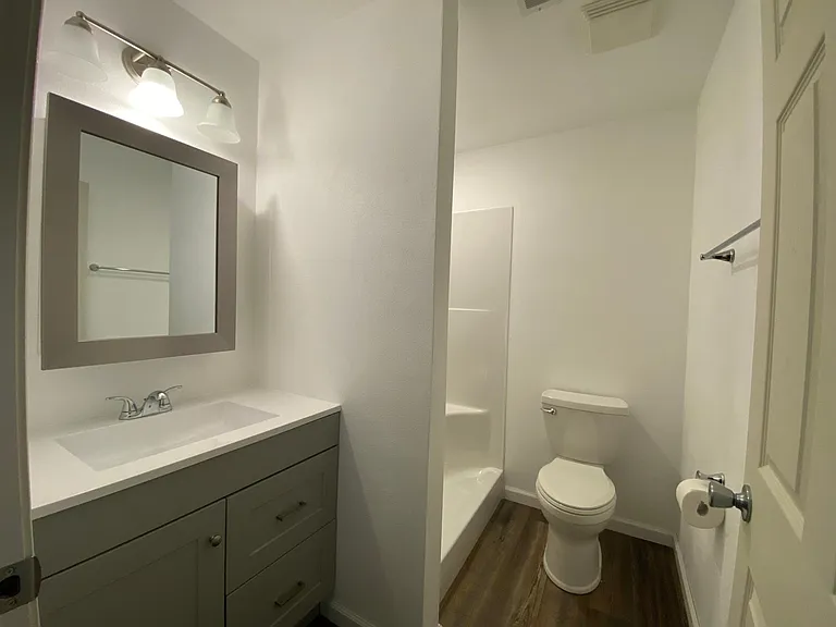 511 Joy Dr — Photo 18