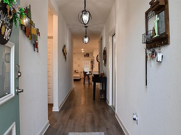 3rd image of 128 Cupreata Ln