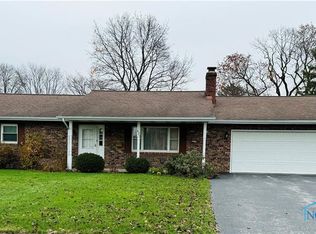 425 Rilla Rd, Findlay, OH 45840