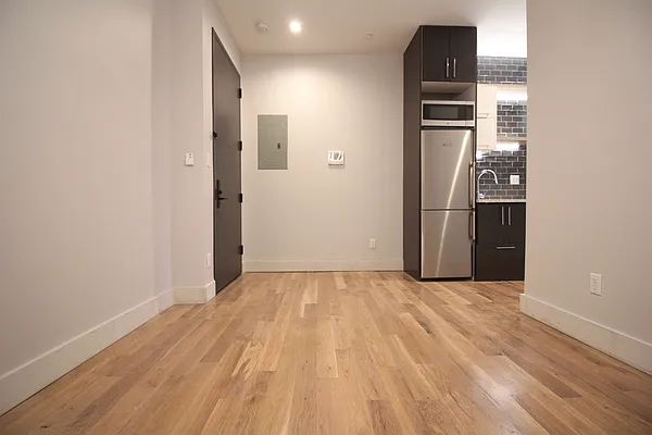 Rented by Nooklyn NYC LLC | media 14