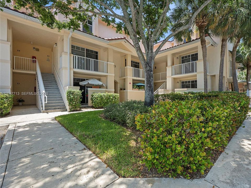 1st image of 4823 Chancellor Dr APT 22
