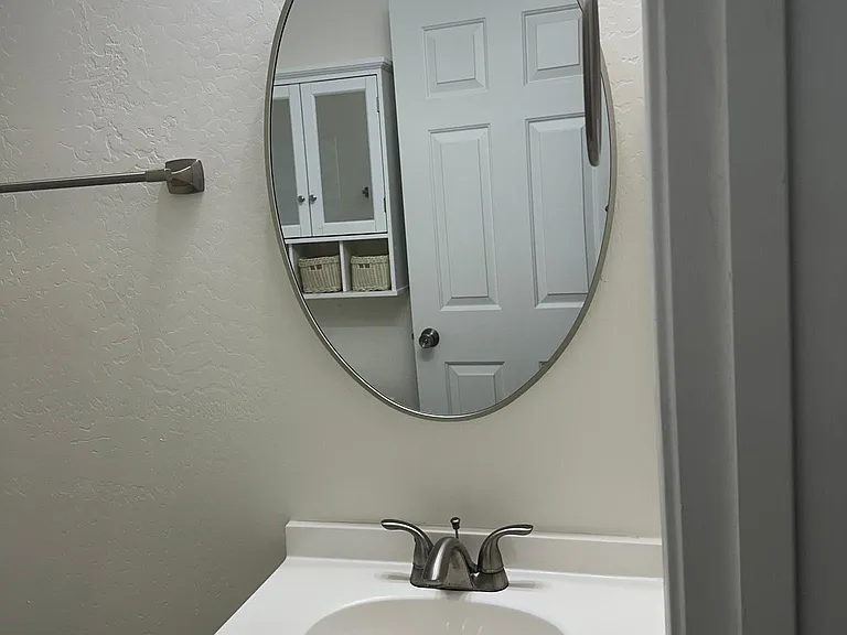 6834 S 43rd Pl — Photo 28
