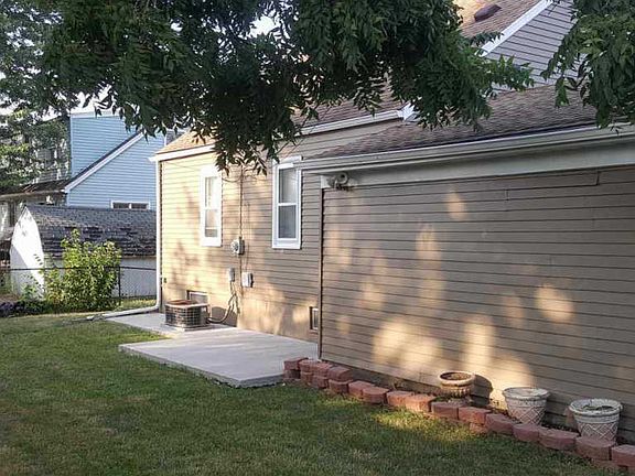 4th image of 28017 Little Mack Ave