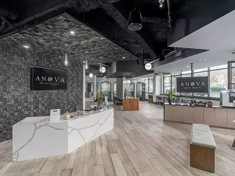 Leasing Office