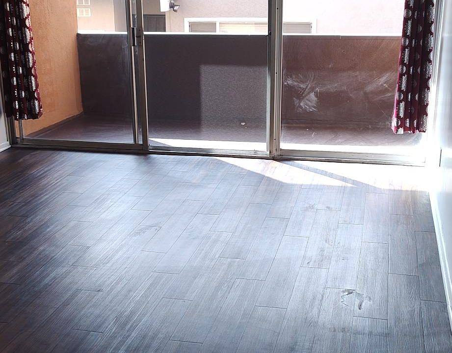 1st image of 629 E Queen St APT 2