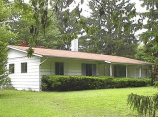 1285 Homestead Dr, East Liverpool, OH 43920