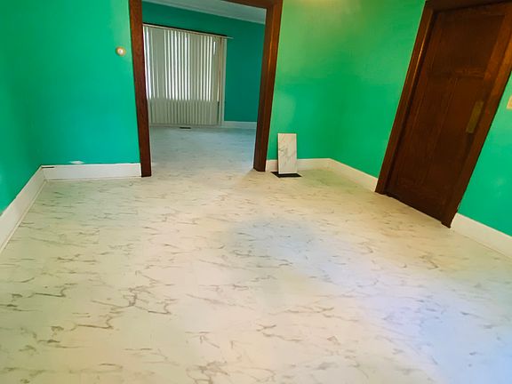 5th image of 108 Santa Clara Ave