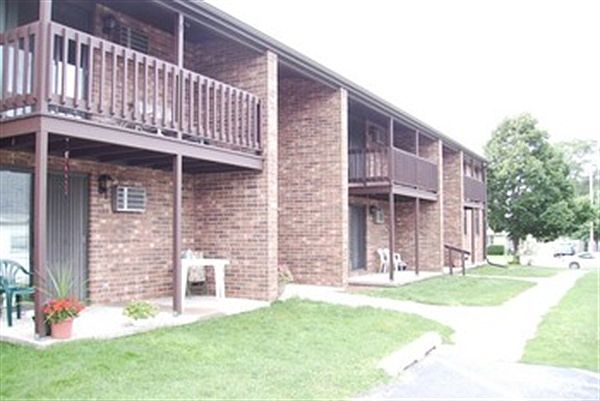 1st image of 564 N Danz Ave
