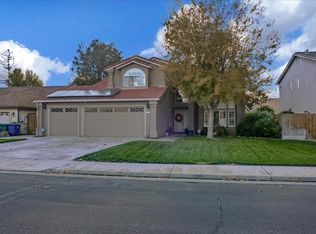 781 Bluff Dr, Los Banos, CA 93635