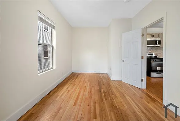 34 Norton St #2 — Photo 14