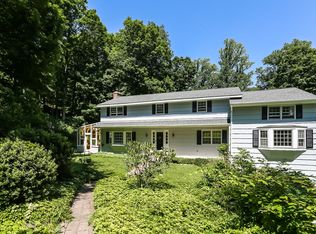 23 Mimosa Pl, Ridgefield, CT 06877