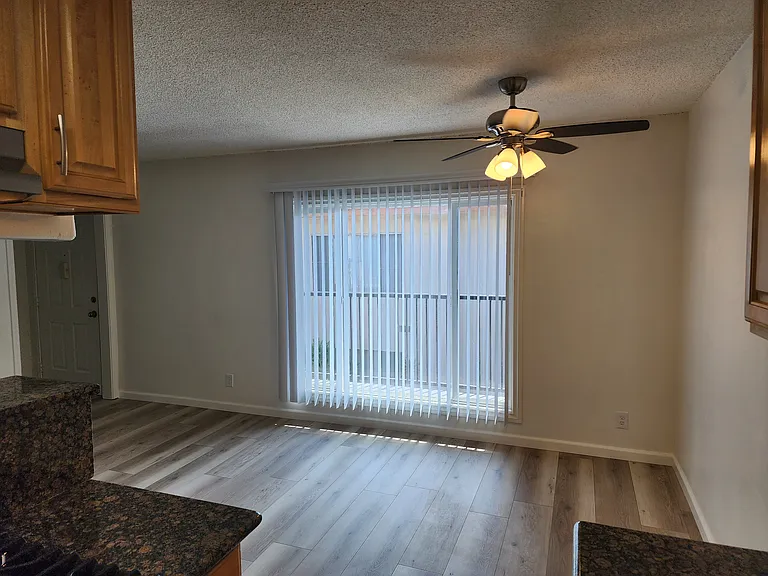 12535 Pacific Ave #7 — Photo 5