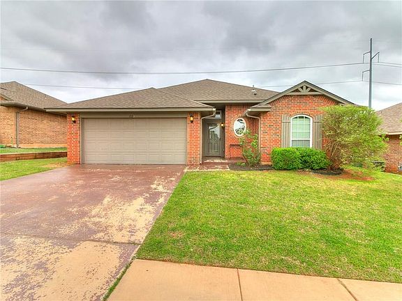 2nd image of 1552 NW 123rd Pl