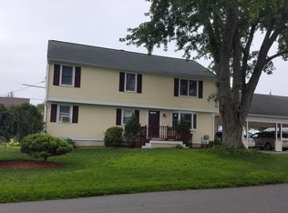 40 Railroad Ave, Swansea, MA 02777