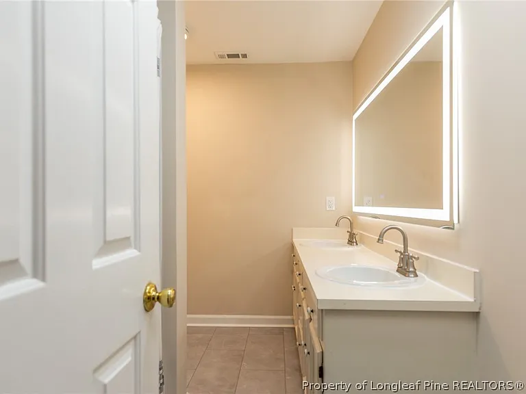 3356 Quarry Dr — Photo 19