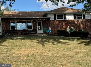 9161 Yellow Church Rd, Seven Valleys, PA 17360