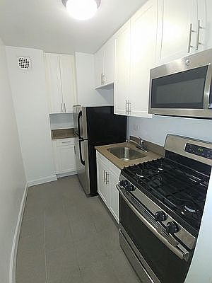 3rd image of 72-10 41st Ave #7X