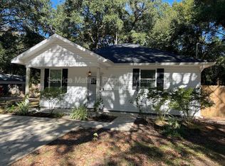 6150 Franklin St, Milton, FL 32583