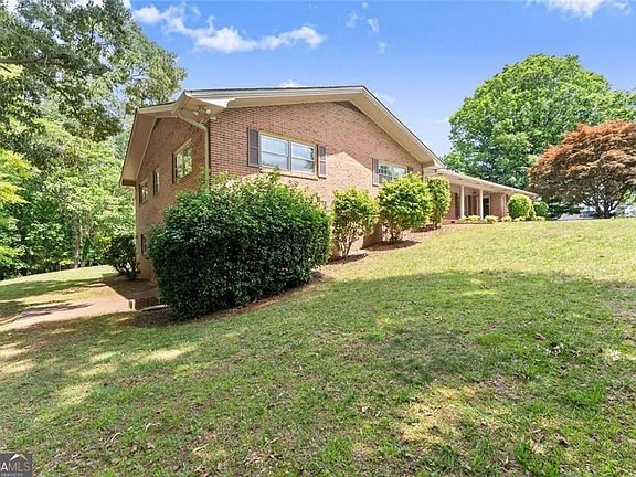 5th image of 4118 Mountain View Rd