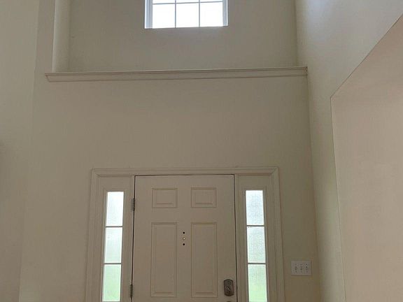 3rd image of 46 Warwick Rd