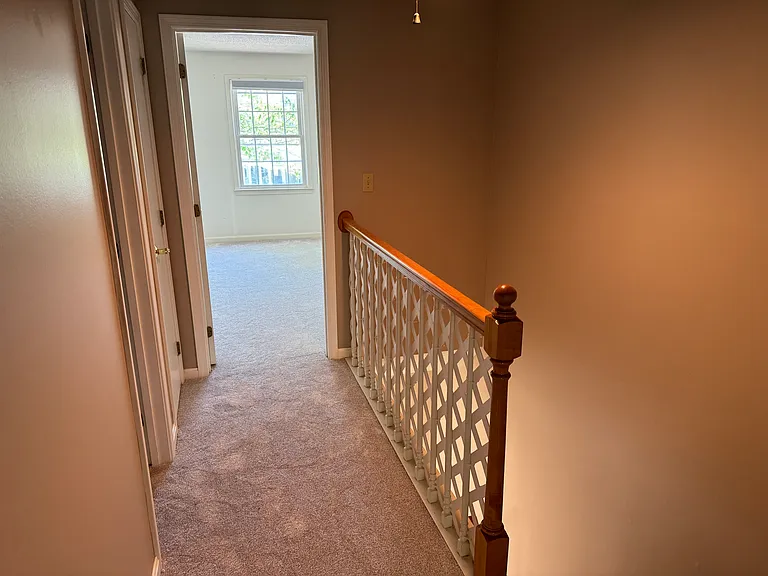 542 Fox Hollow Way — Photo 14