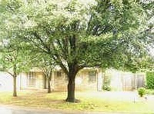404 Glenn Dr, Hurst, TX 76053